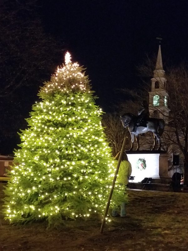 Third Annual Milford Christmas Tree Lighting Launches the Holiday
